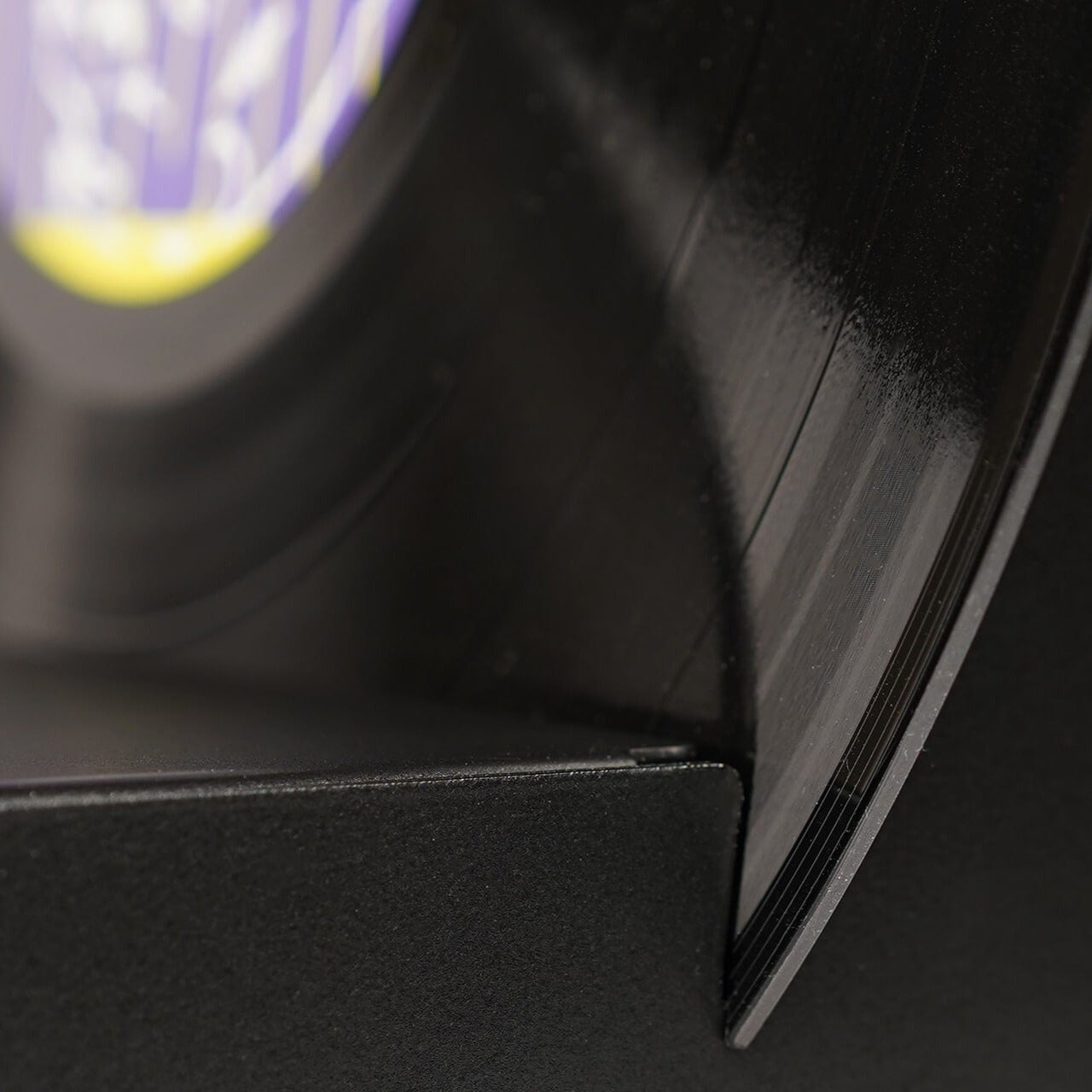 Vinyfix Record Holder Detail